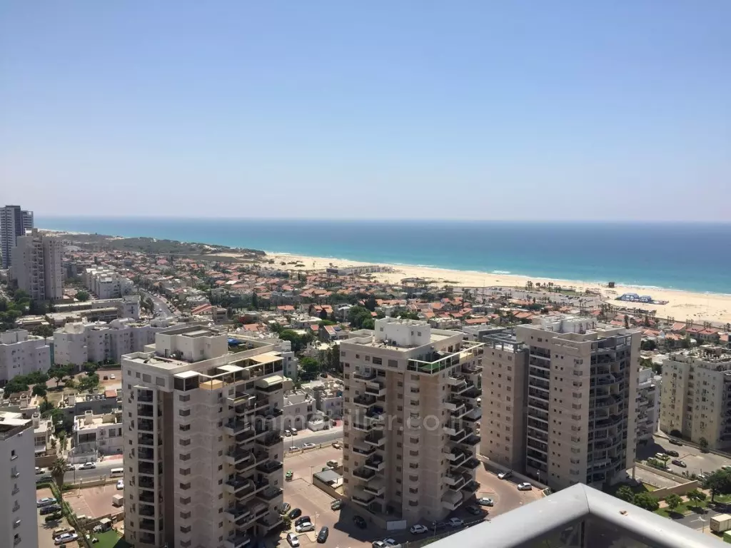 Penthouse 5 rooms Ashdod Mar 15-IBL-2806