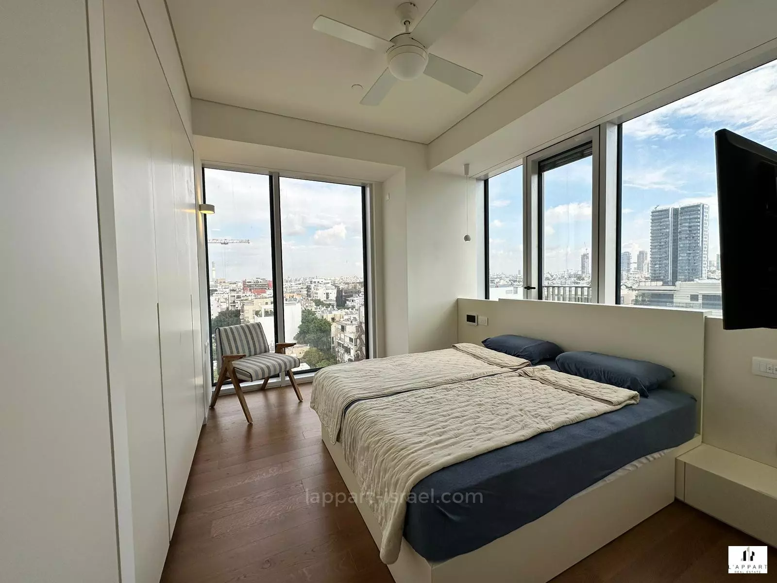 Appartement 4 pièces  Tel Aviv quart de la mer 175-IBL-3096