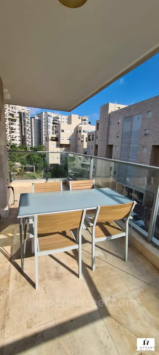 Appartement 4 pièces  Tel Aviv Ramat Aviv 175-IBL-3246