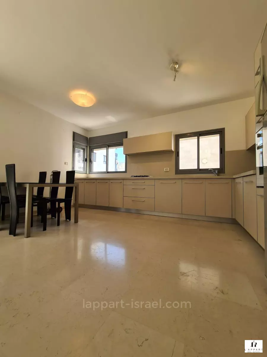 Appartement 4 pièces  Tel Aviv Ramat Aviv 175-IBL-3246