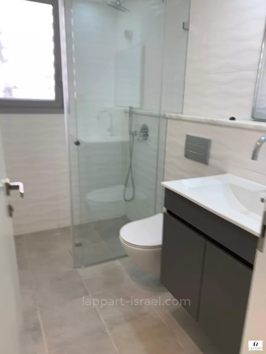 Appartement 2 pièces  Tel Aviv quart de la mer 175-IBL-3289