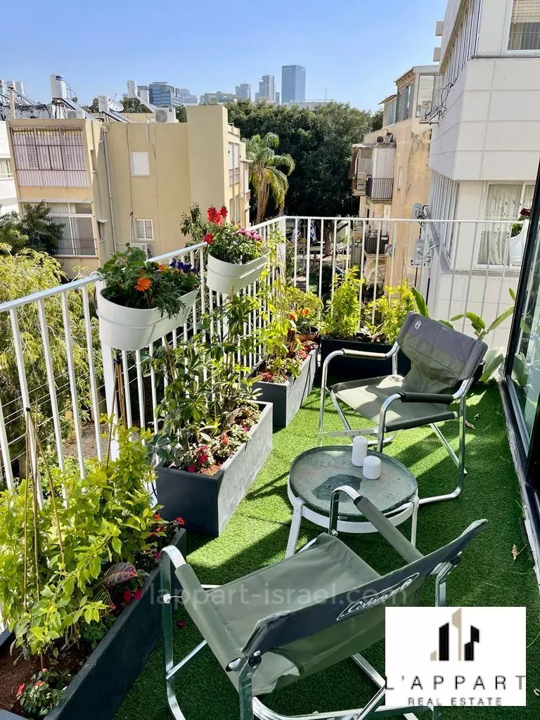 Appartement 4 pièces  Tel Aviv Centre Ville 175-IBL-3313