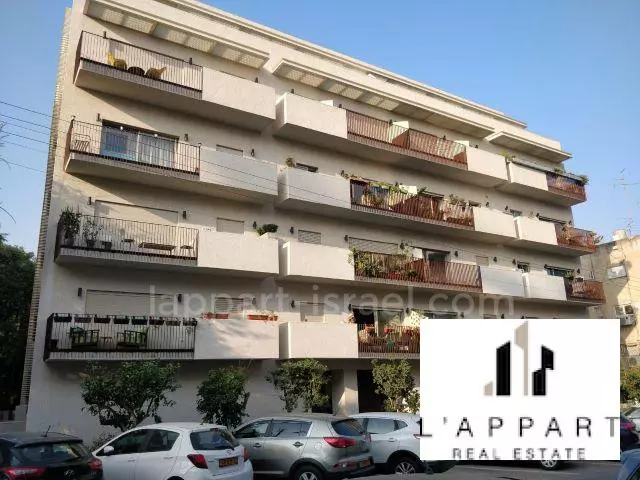 Appartement 4 pièces  Tel Aviv Centre Ville 175-IBL-3341