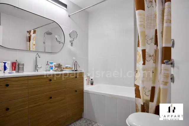 Appartement 4 pièces  Tel Aviv Centre Ville 175-IBL-3341