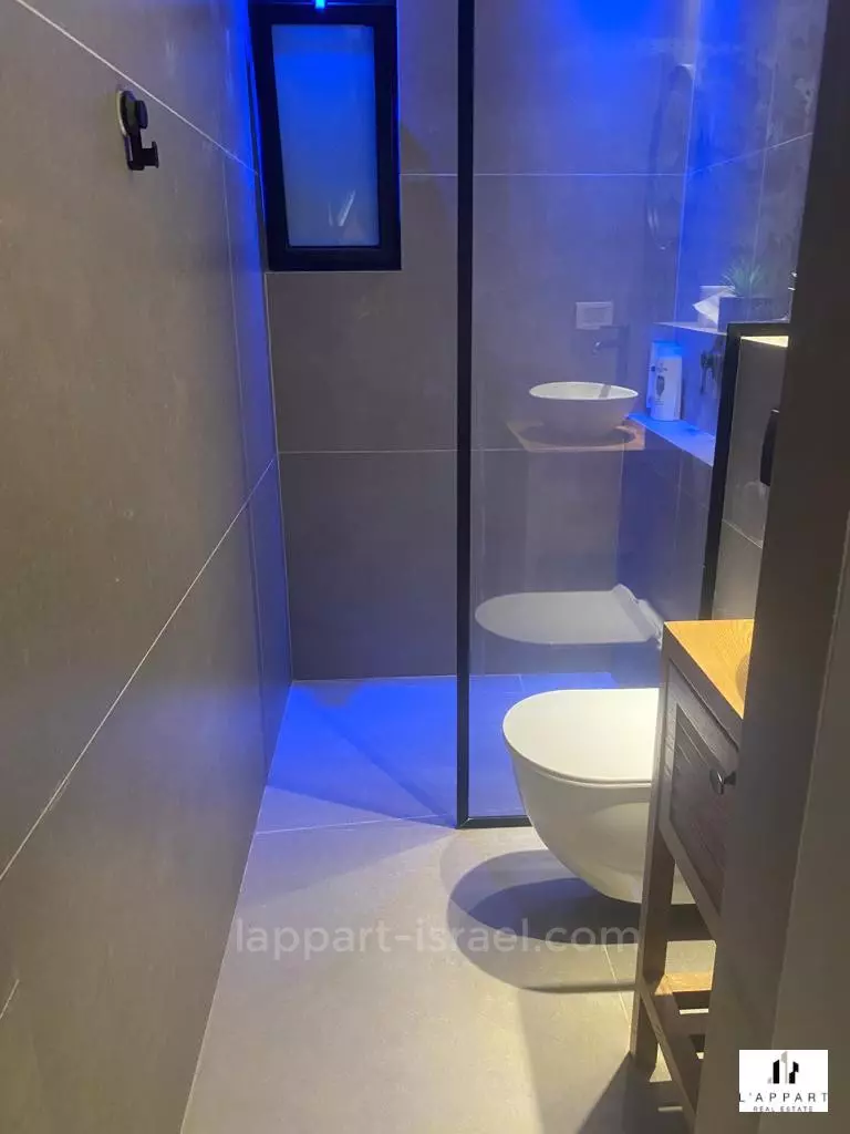 Appartement 3 pièces  Tel Aviv quart de la mer 175-IBL-3362