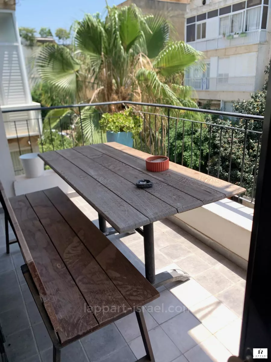 Appartement 3 pièces  Tel Aviv quart de la mer 175-IBL-3370