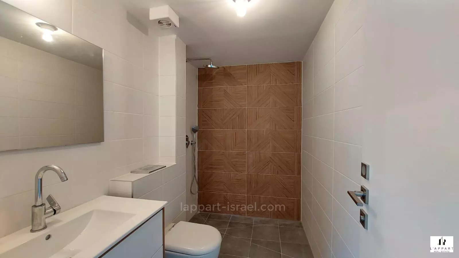 Appartement 5 pièces  Tel Aviv Ramat Aviv 175-IBL-3397