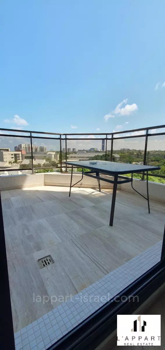 Appartement 5 pièces  Tel Aviv Ramat Aviv 175-IBL-3407