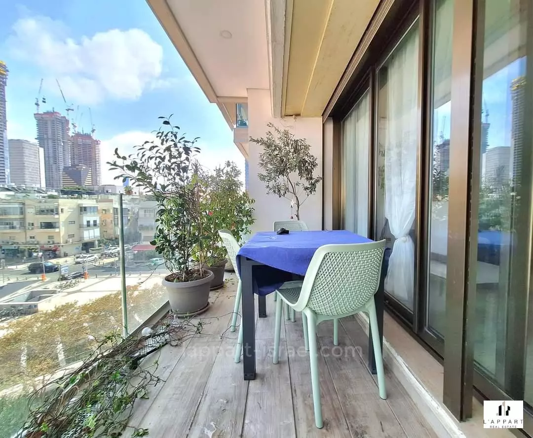 Appartement 4 pièces  Tel Aviv Bazel 175-IBL-3412