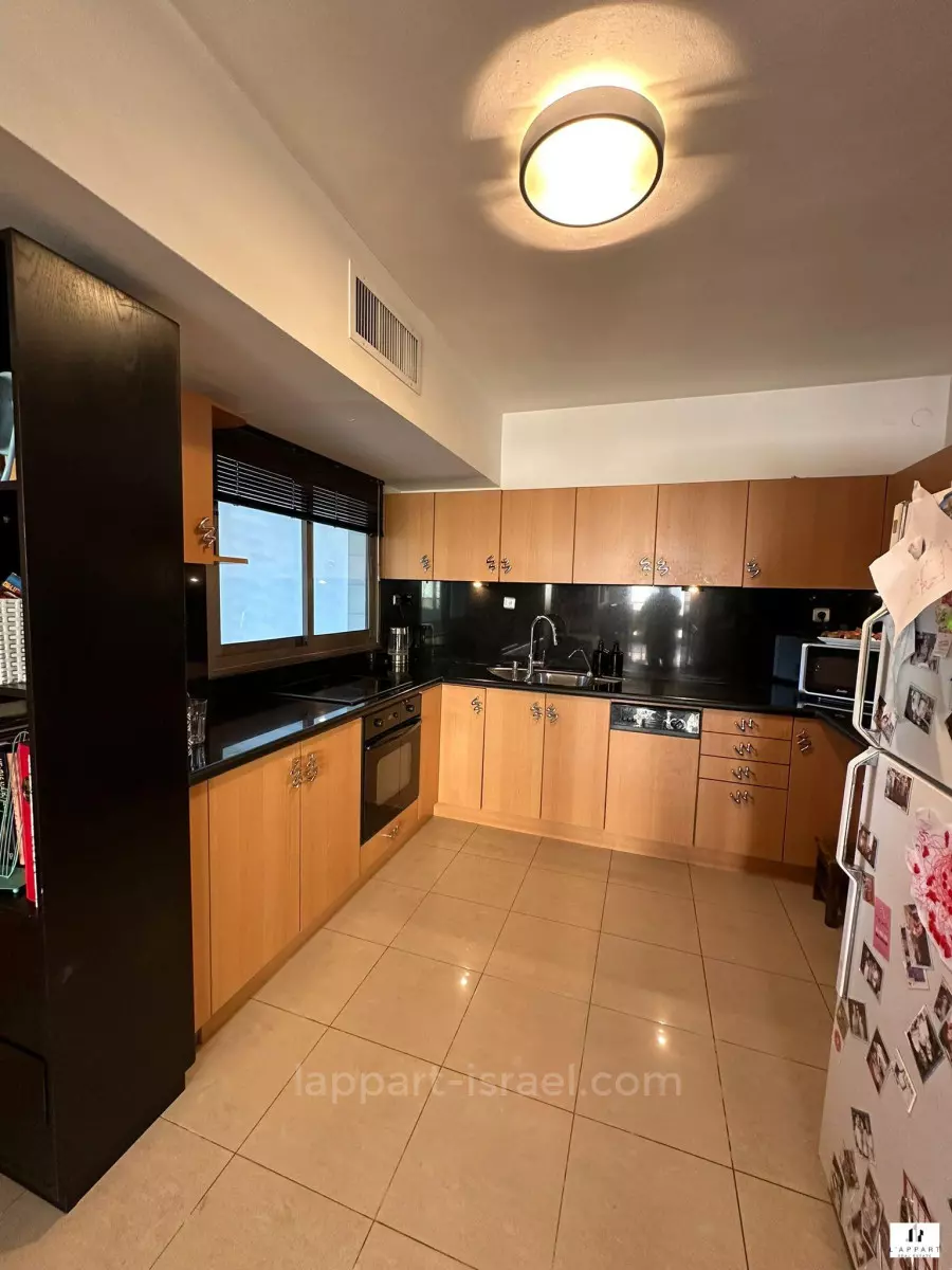 Appartement 4 pièces  Tel Aviv Ramat Aviv 175-IBL-3428