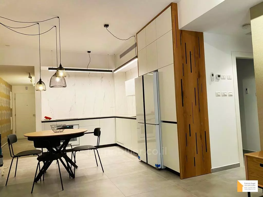 Apartment 3 rooms Tel Aviv Lev Tel-Aviv 232-IBL-3792