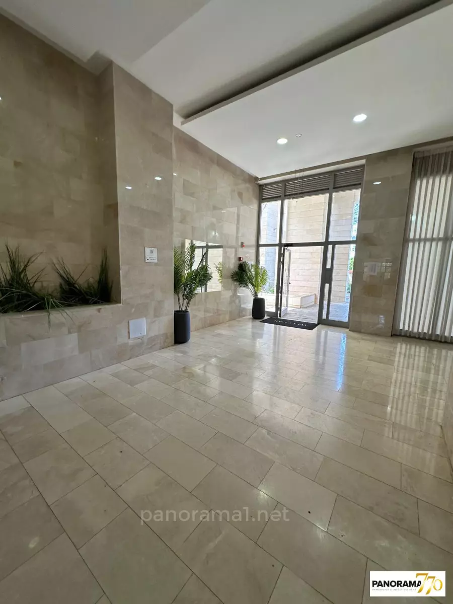 Penthouse 5 pièces  Netivot Baba Saley 233-IBL-1524