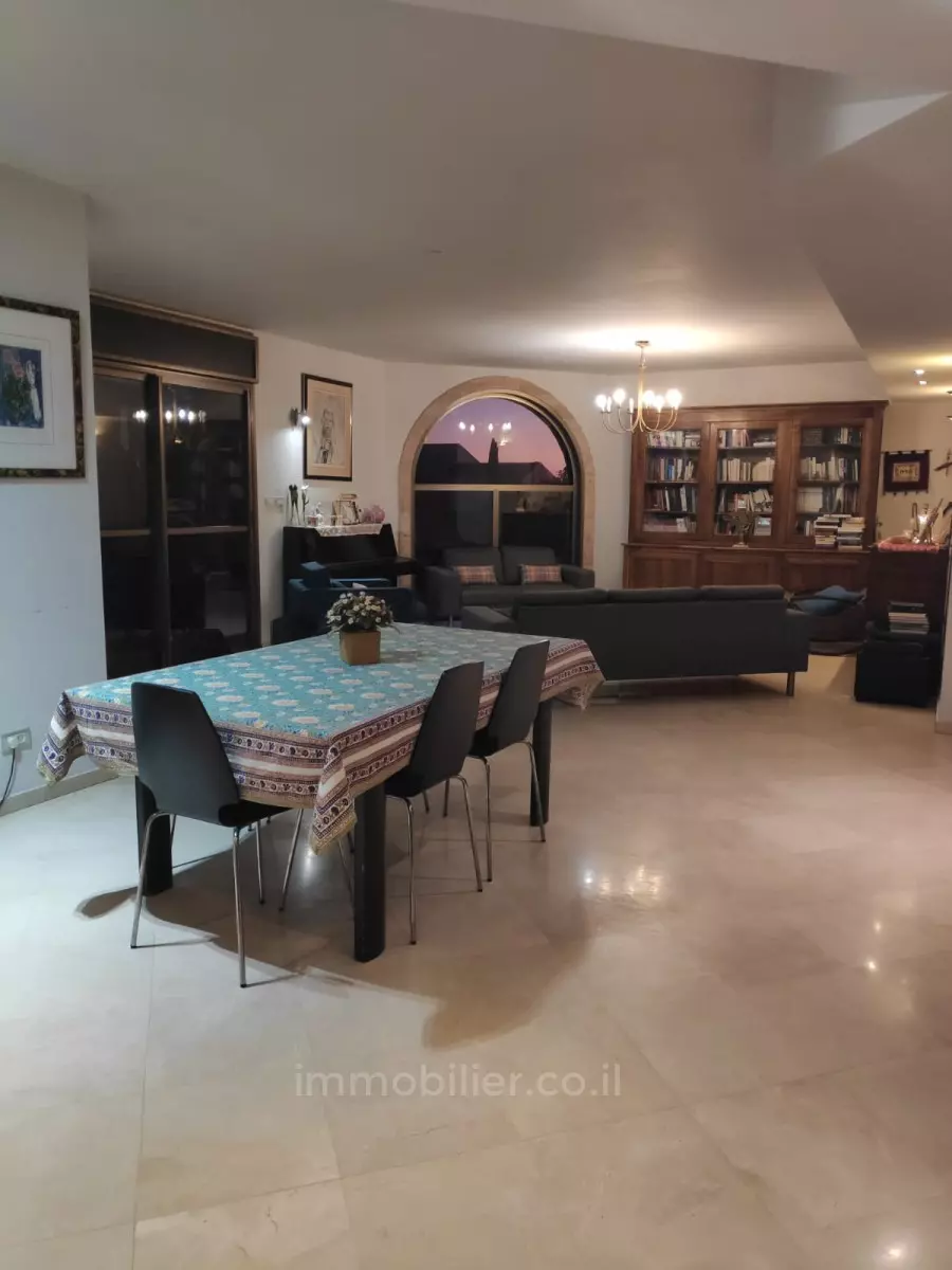 Cottage 10 pièces  Jerusalem Ramot 245-IBL-1617