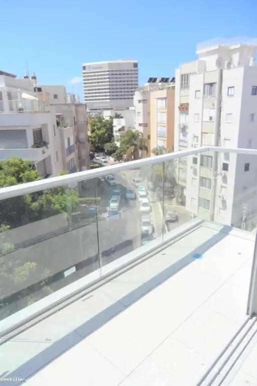 Appartement 4 pièces  Tel Aviv quart de la mer 291-IBL-520