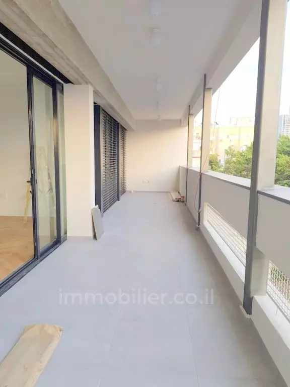 Appartement 4 pièces  Tel Aviv quart de la mer 291-IBL-653