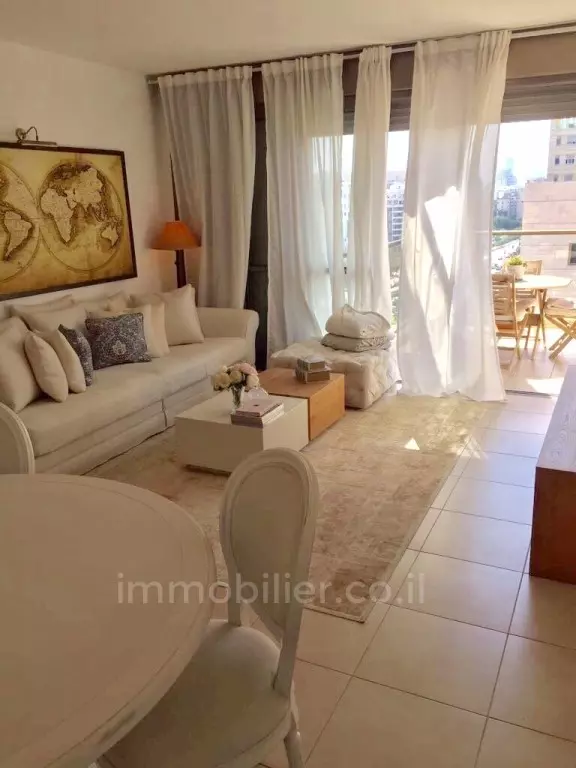 Apartment 3 rooms Tel Aviv Ramat Aviv 291-IBL-660