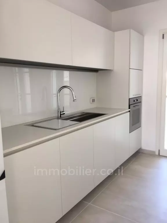 Appartement 4 pièces  Tel Aviv Neve Tsedek 291-IBL-723