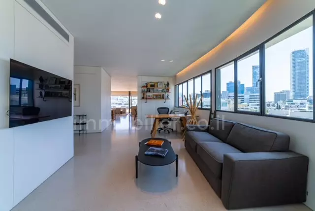 Penthouse 3.5 pièces  Tel Aviv Rothshild 291-IBL-800