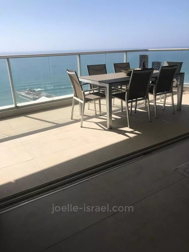 Penthouse 6 pièces  Netanya Nat600 316-IBL-1437