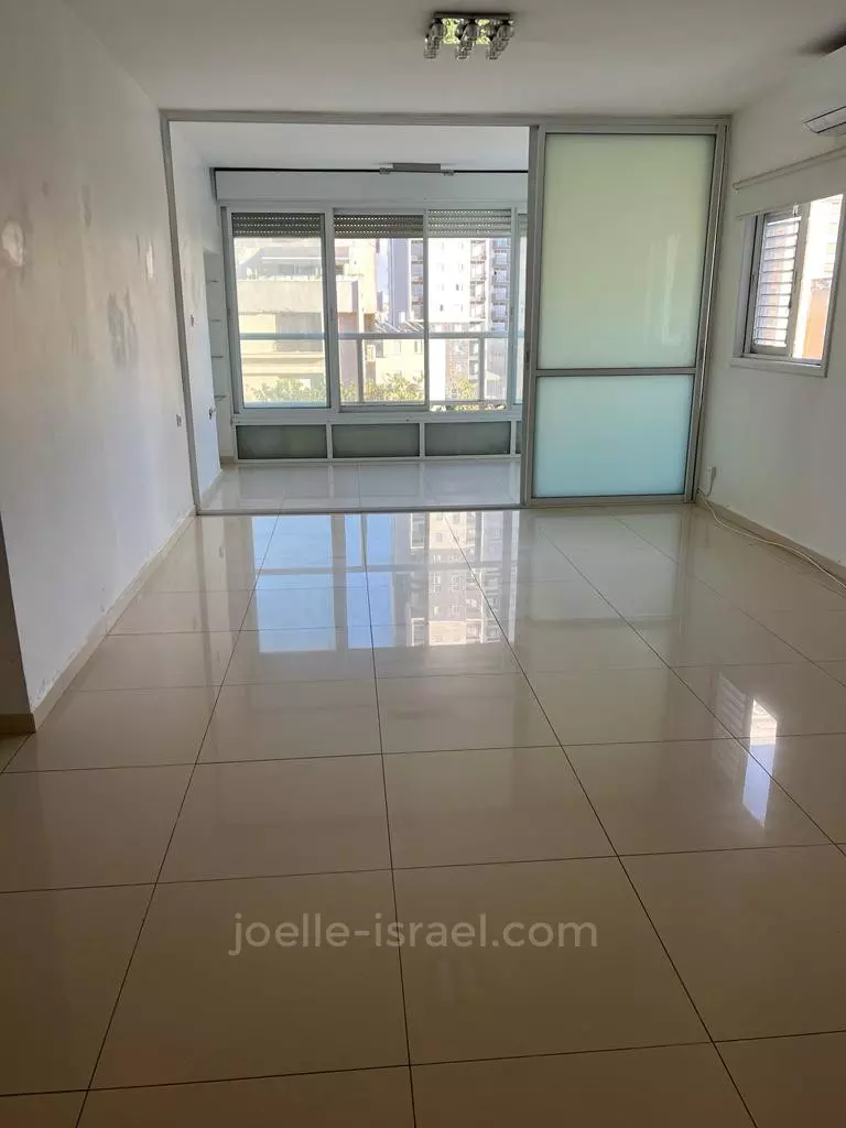 Appartement 3 pièces  Netanya Centre Ville 316-IBL-1646