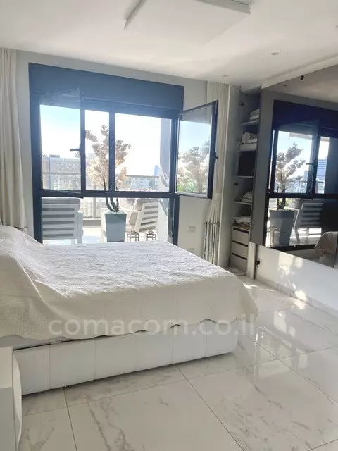 Appartement 4 pièces  Tel Aviv Sarona 342-IBL-6528