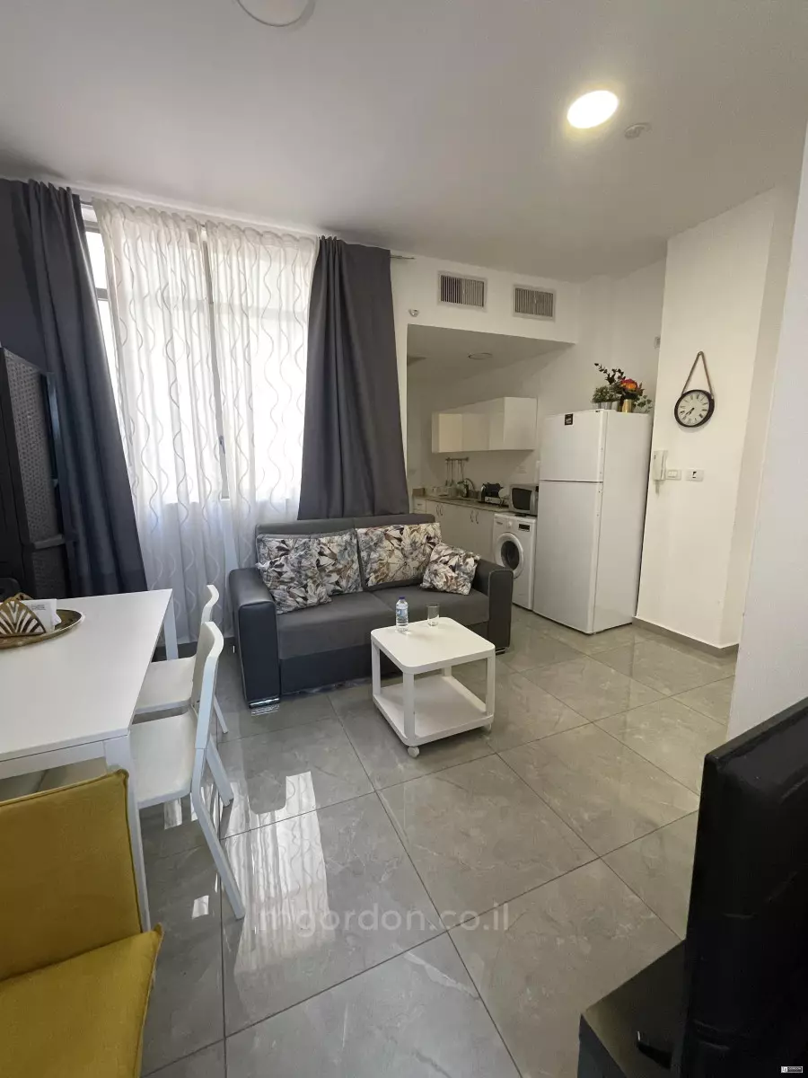 Appartement 2 pièces  Tel Aviv quart de la mer 357-IBL-1504