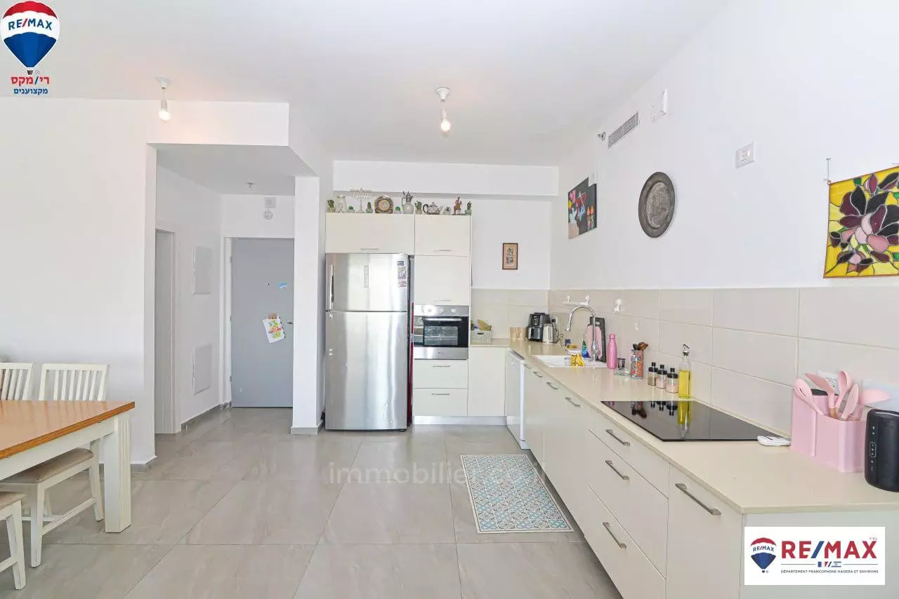 Appartement 5 pièces  Hadera Centre ville 379-IBL-350