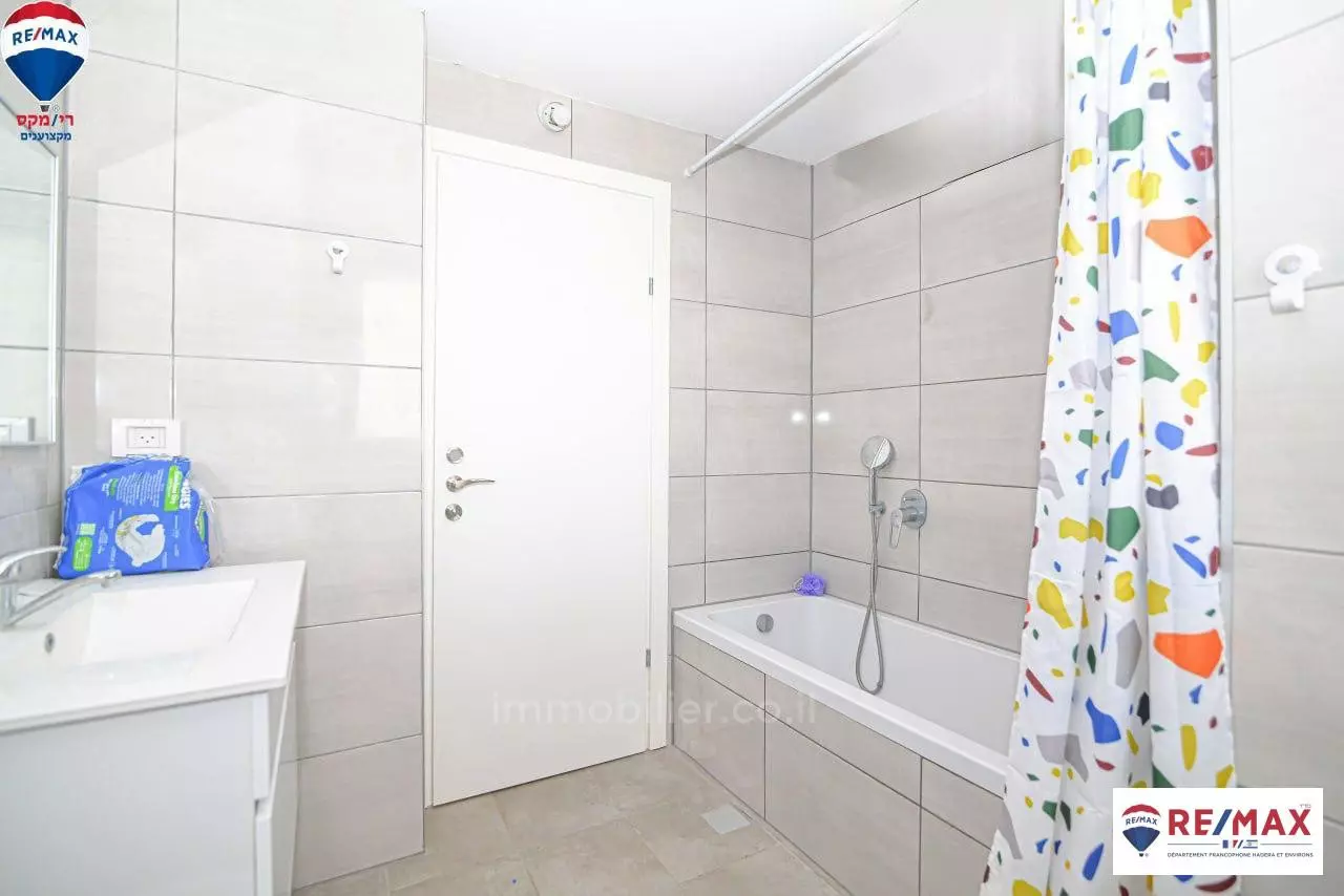 Appartement 5 pièces  Hadera Centre ville 379-IBL-350