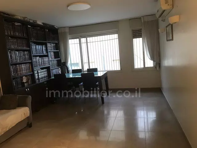 Appartement 4 pièces  Jerusalem Ramot 427-IBL-653