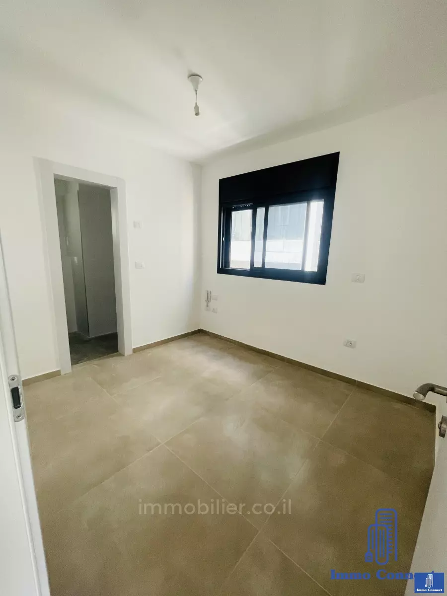 Appartement 4 pièces  Bat yam Bat yam 440-IBL-393