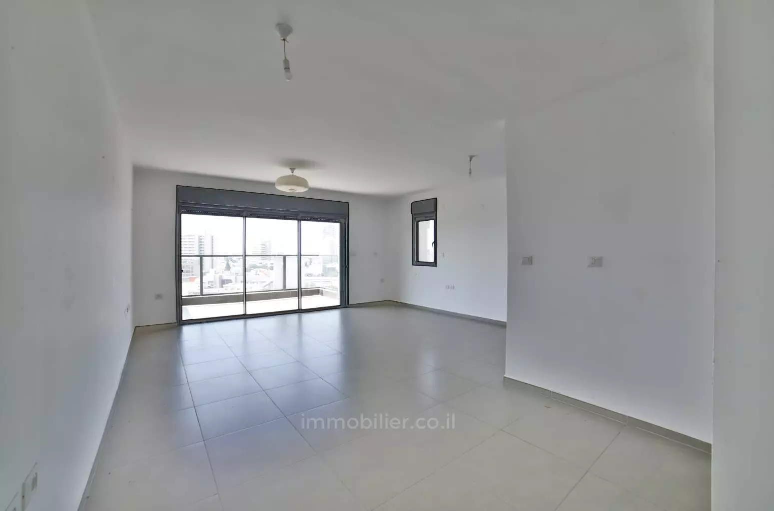 Appartement 4 pièces  Tel Aviv Centre Ville 457-IBL-1146