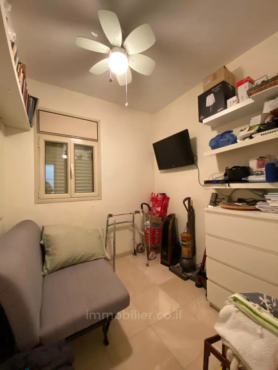 Mini-Penthouse 3.5 pièces  Tel Aviv Lev Tel-Aviv 457-IBL-1185