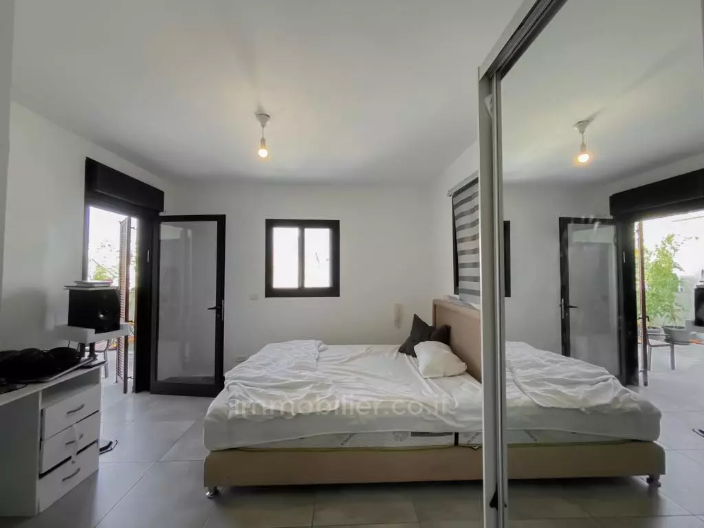 Mini-Penthouse 4 pièces  Tel Aviv Yaffo vieille ville 457-IBL-1197