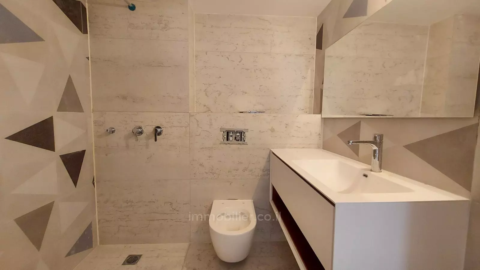 Duplex-Penthouse 3 pièces  Tel Aviv Florentine 457-IBL-1210