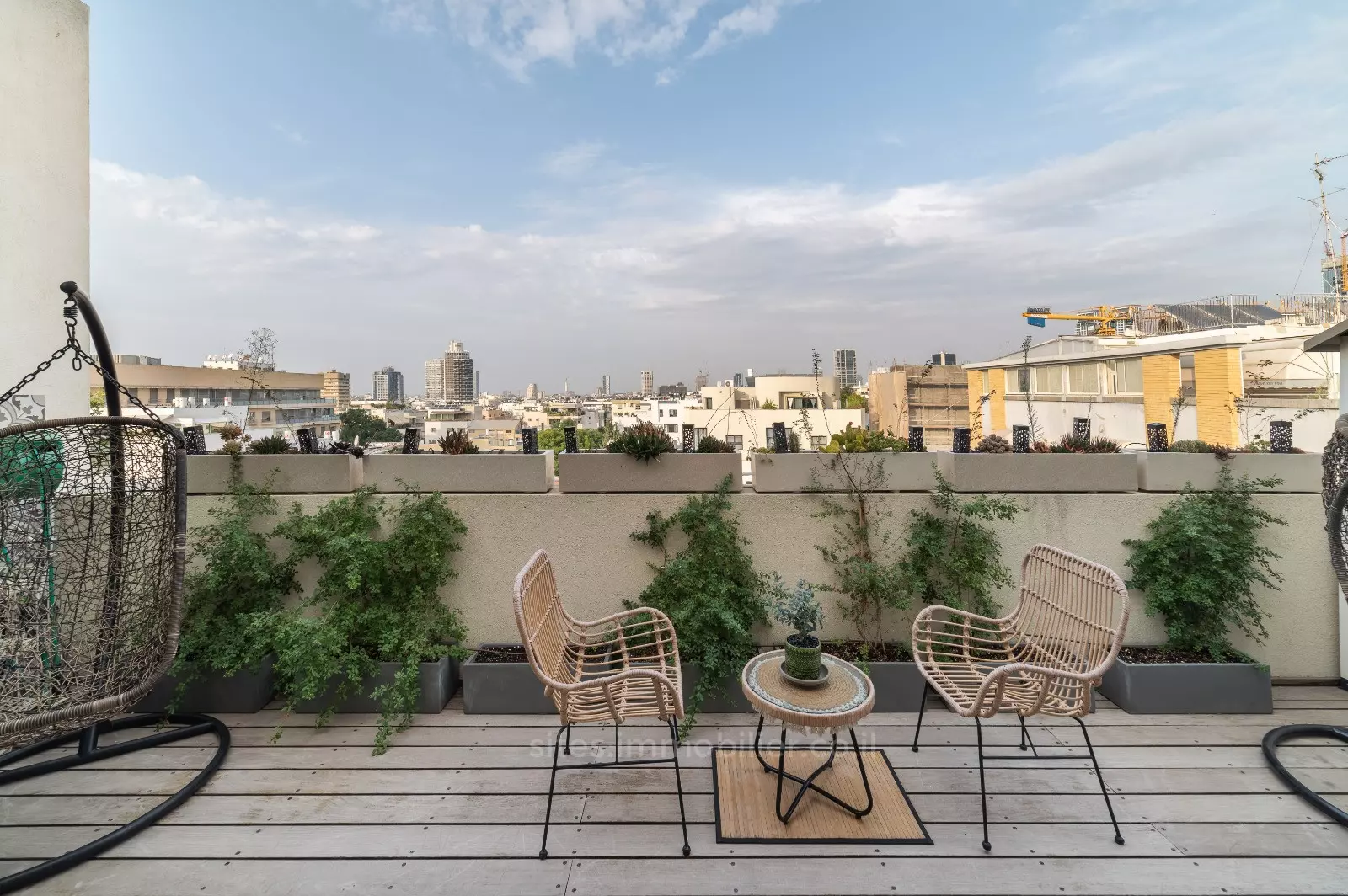 Duplex-Penthouse 4 pièces  Tel Aviv Lev Tel-Aviv 457-IBL-1233