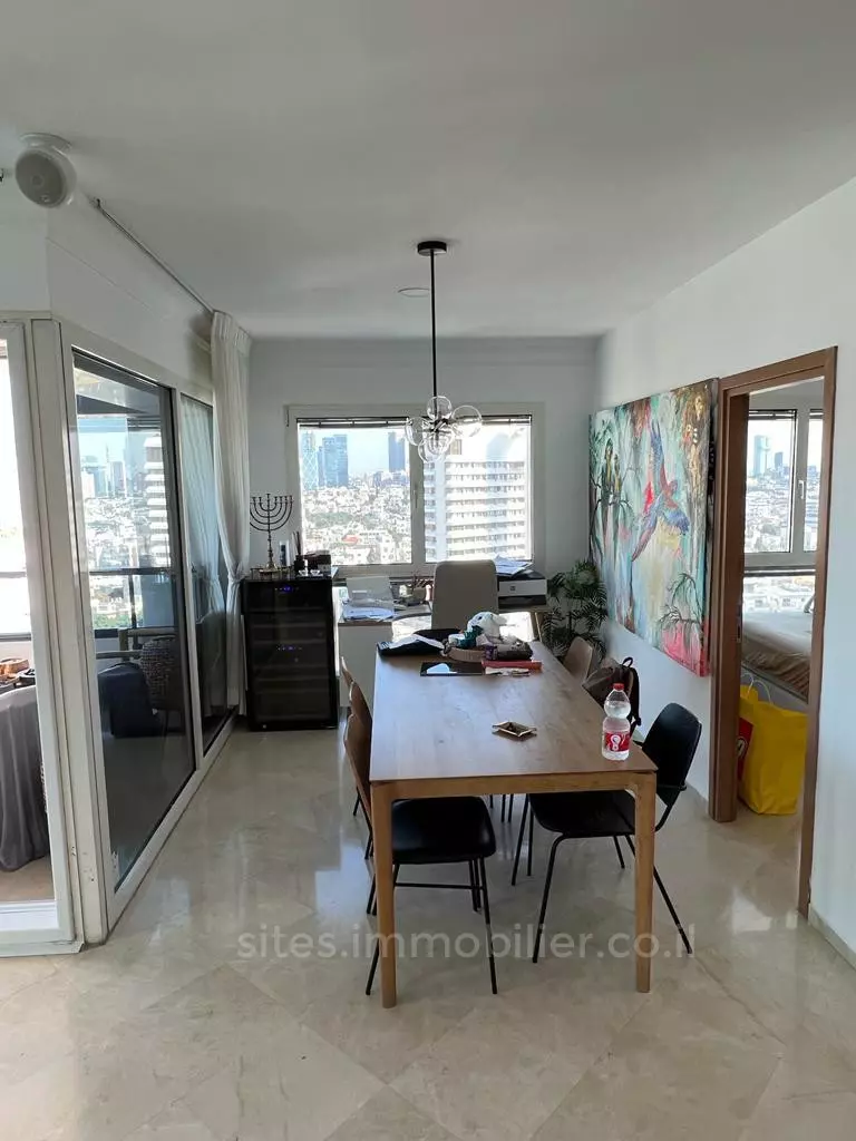 Appartement 3 pièces  Tel Aviv 1ere ligne mer 457-IBL-1256