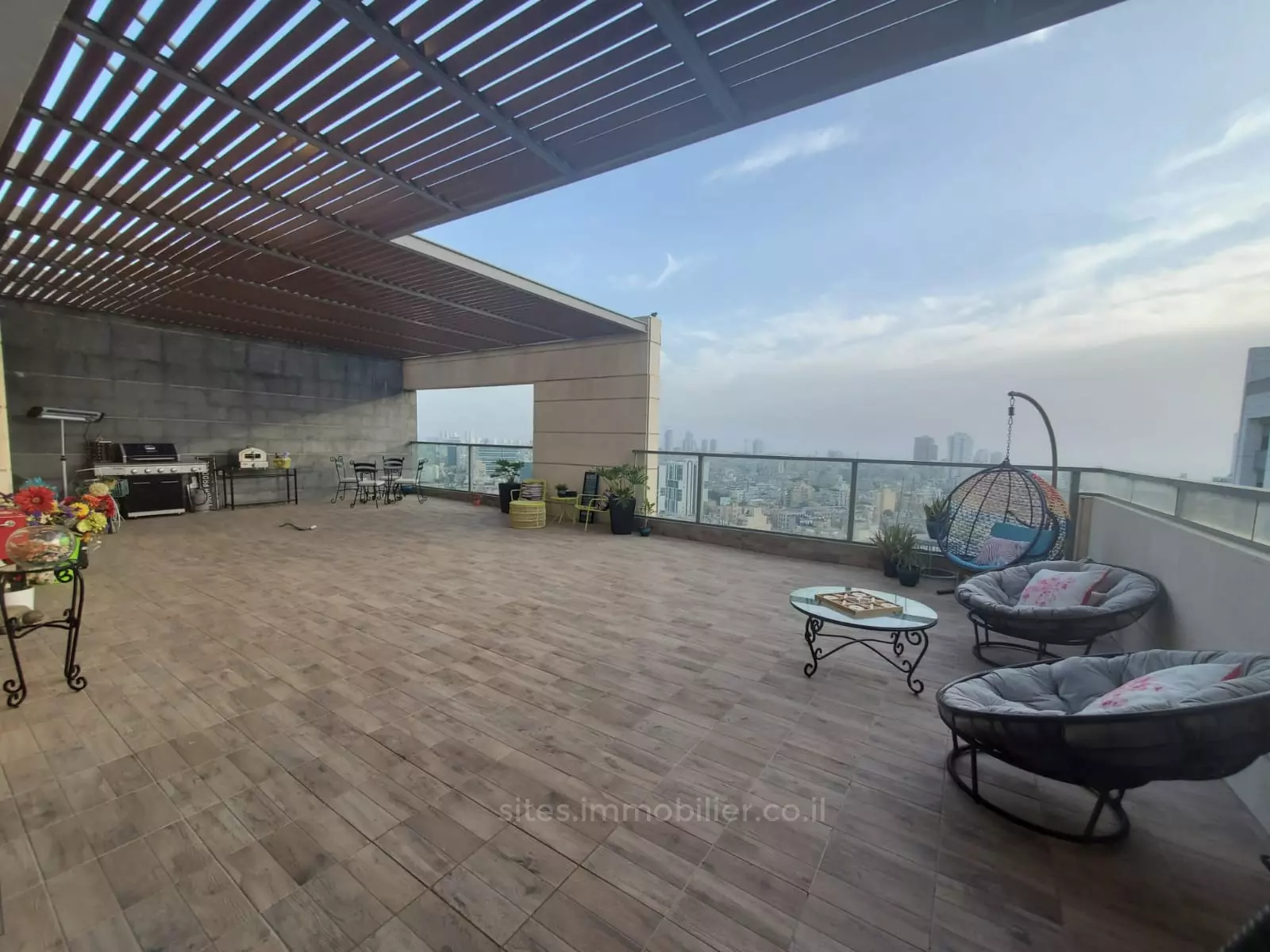 Penthouse 5 pièces  Netanya Centre Ville 457-IBL-1303