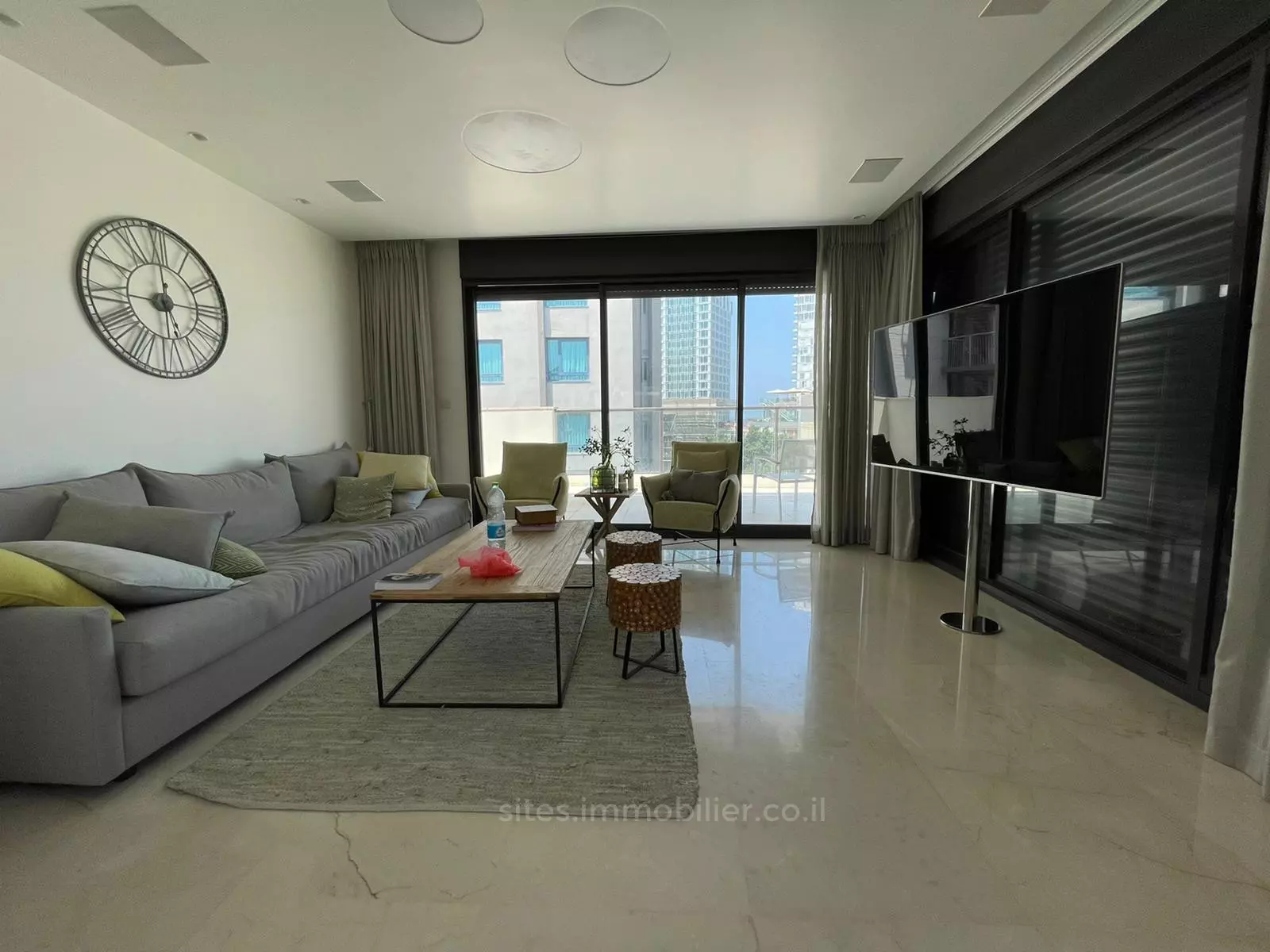 Duplex-Penthouse 4 pièces  Tel Aviv Centre Ville 457-IBL-1308