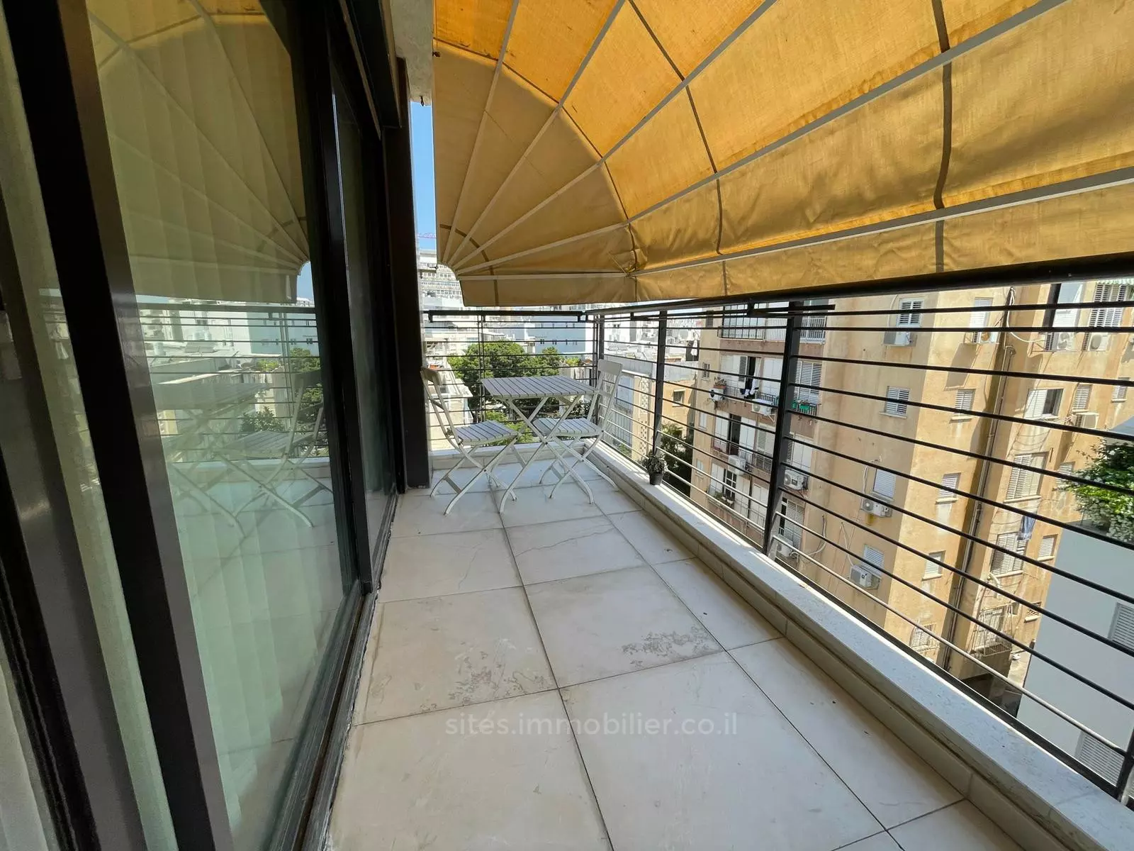 Duplex-Penthouse 4 pièces  Tel Aviv Centre Ville 457-IBL-1308