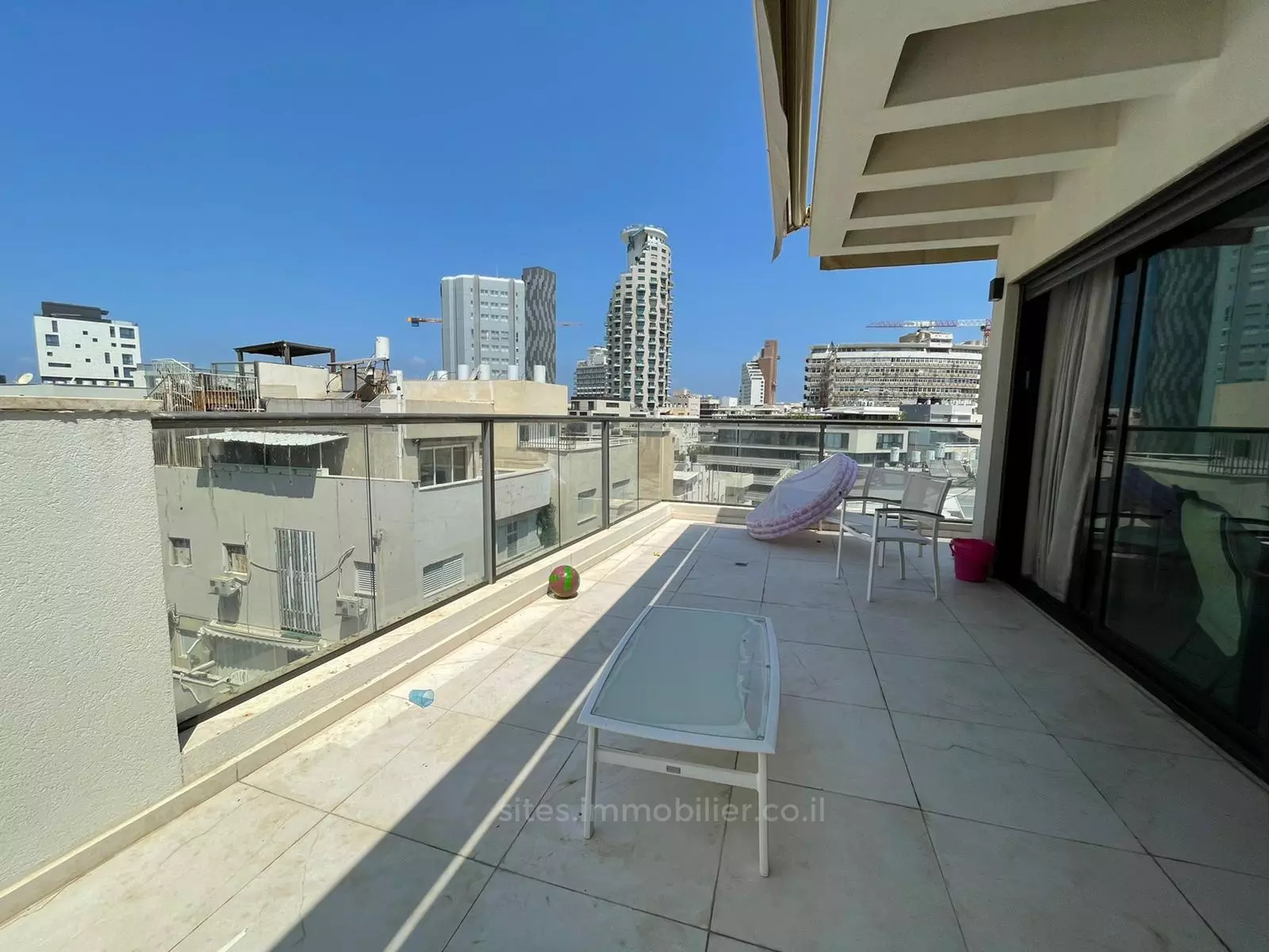 Duplex-Penthouse 4 pièces  Tel Aviv Centre Ville 457-IBL-1308