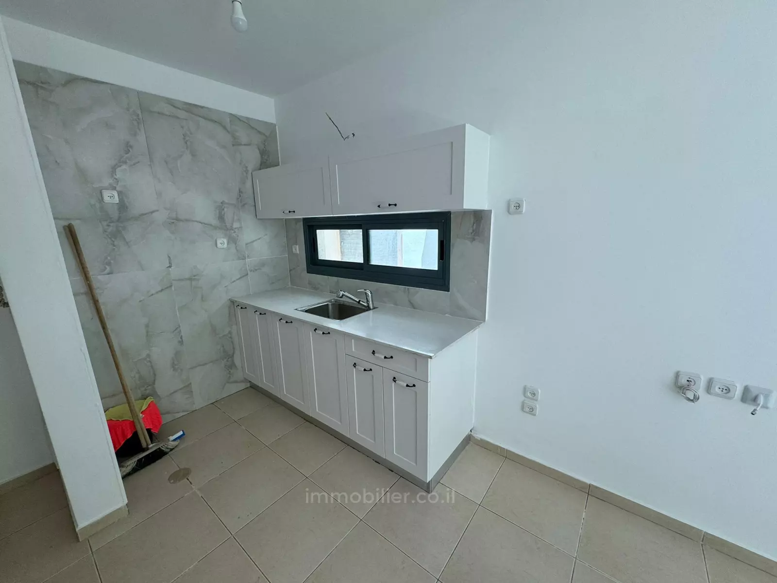 Appartement 2 pièces  Tel Aviv Montifiory 457-IBL-1312