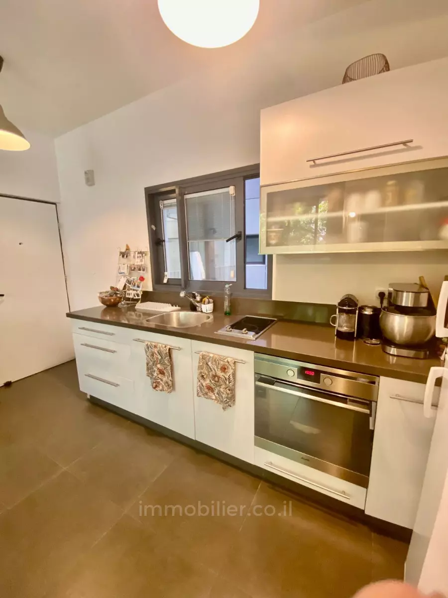 Appartement 2 pièces  Tel Aviv quart de la mer 457-IBL-1341