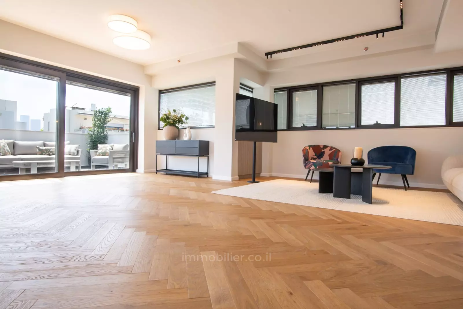 Penthouse 4 pièces  Tel Aviv Centre Ville 457-IBL-1362