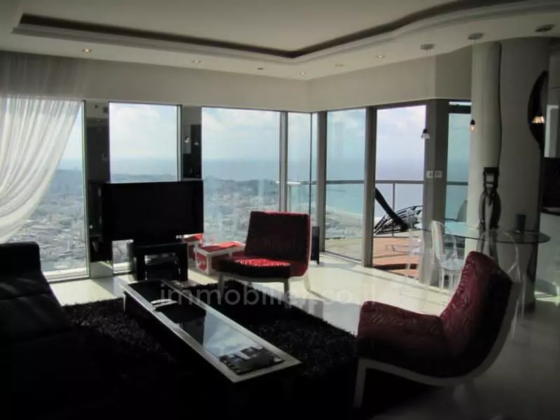 Mini-Penthouse 4 pièces  Tel Aviv Neve Tsedek 457-IBL-895