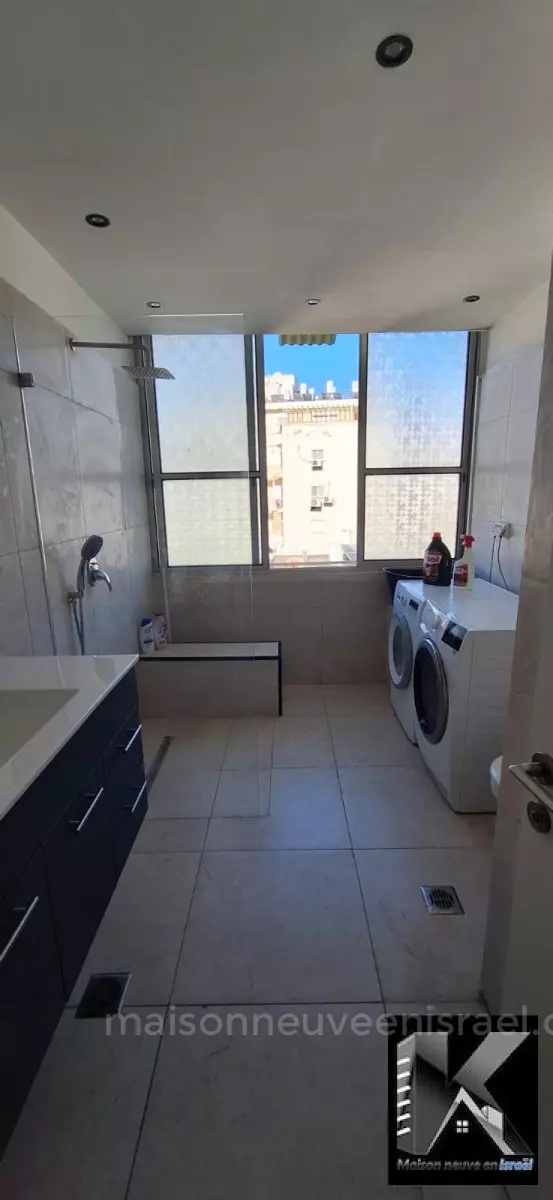 Appartement 4 pièces  Netanya Kikar 513-IBL-142