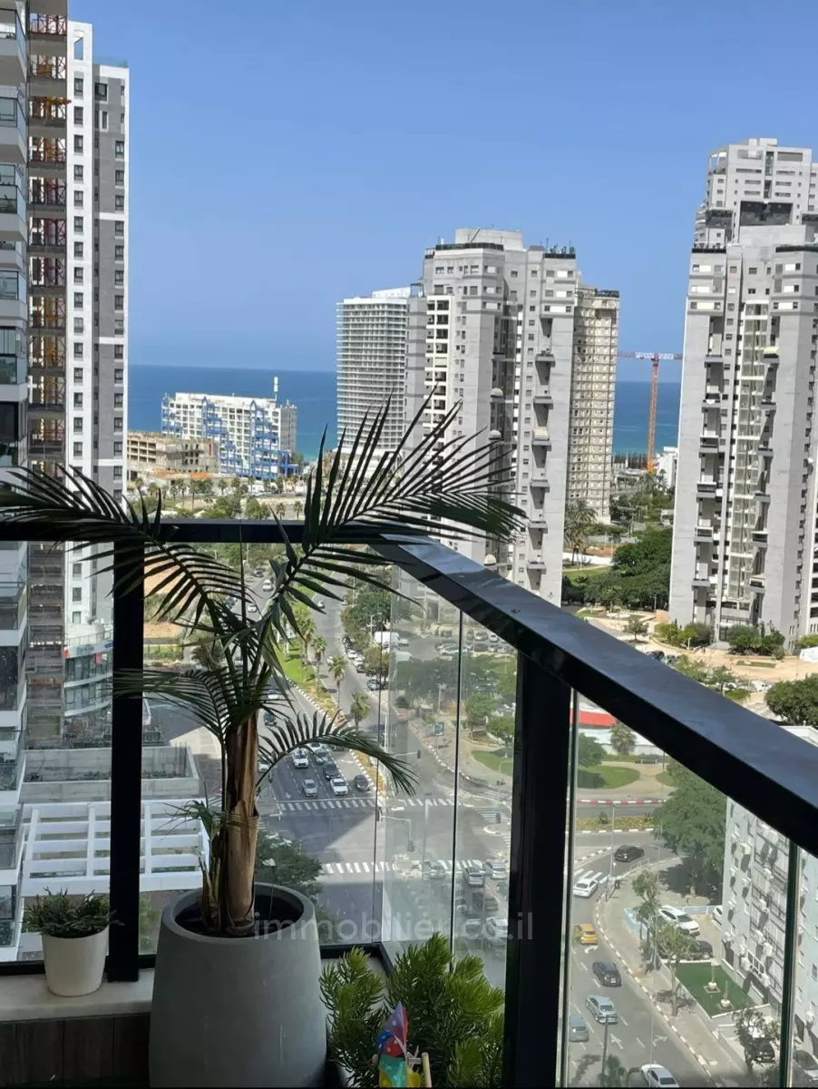 Appartement 3 pièces  Bat yam Bat yam 525-IBL-13