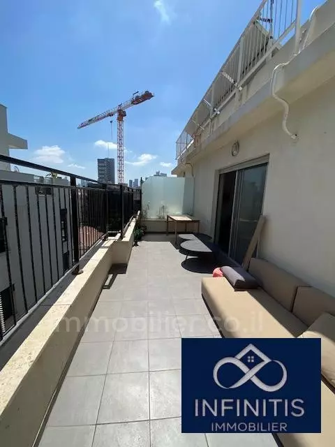 Duplex 3 rooms Tel Aviv Ben-Yehuda 527-IBL-10