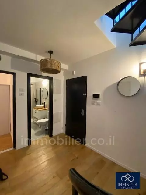 Duplex 3 rooms Tel Aviv Ben-Yehuda 527-IBL-10