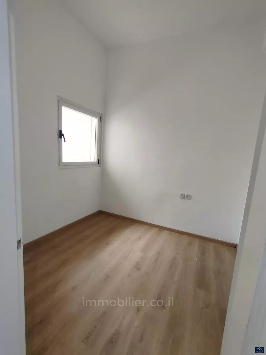 Appartement 3 pièces  Tel Aviv Kerem Hatemanim 527-IBL-125