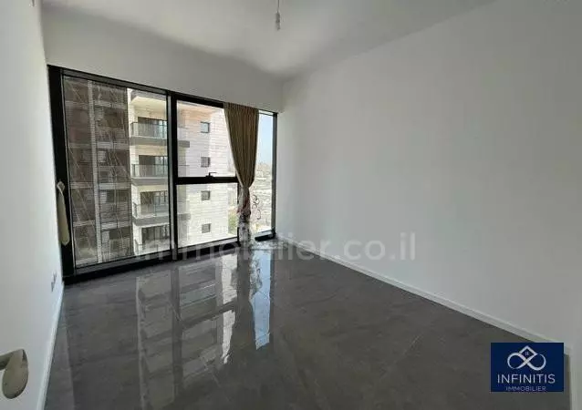 Apartment 4 rooms Bat yam Bat yam 527-IBL-91